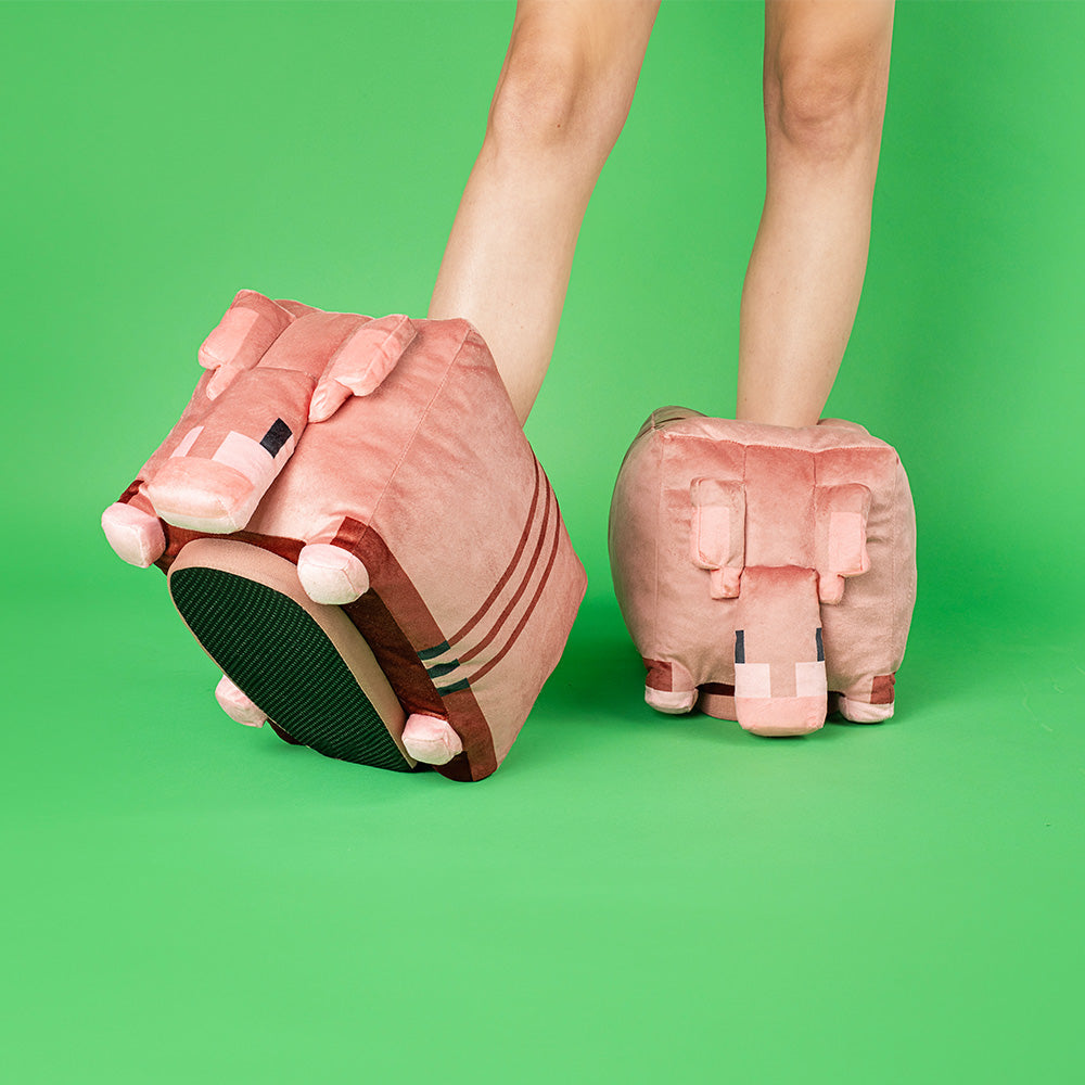 Minecraft Armadillo Plush Kids Slippers - Image 5